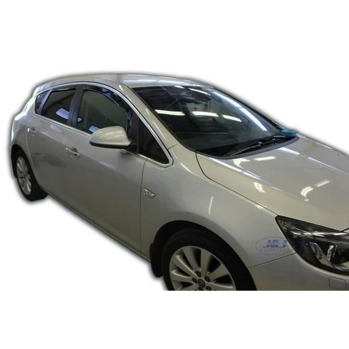 J&;J AUTOMOTIVE | Heko Wind deflectors Voor Opel Astra J 5P. Berlina 2009-2015