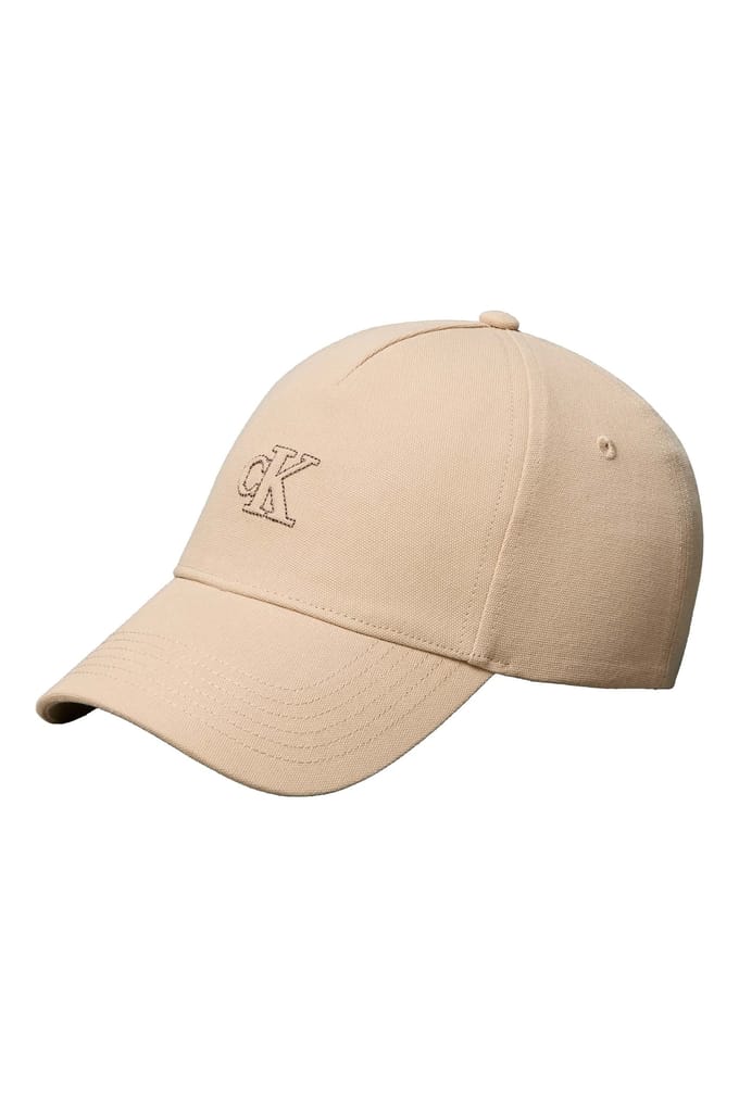 Calvin Klein Canvas W/embossed Cap Desert Taupe Maat: OS | Hoeden Outlet | Dames | Beige