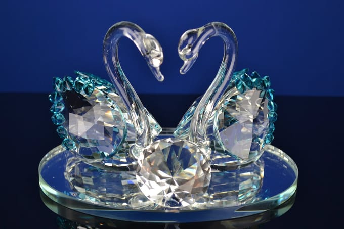 Luxe Kristallen Zwanen Set met Blauw Accent – Elegant en Romantisch Design