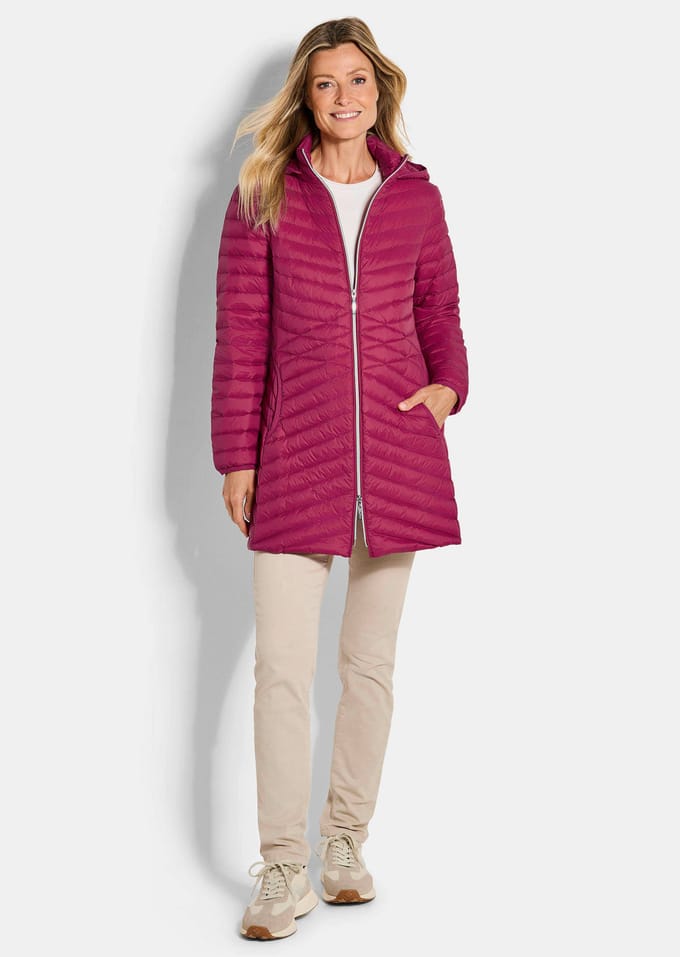 Donsmantel met elegant stiksel - bordeaux - Gr. 24 van Goldner Fashion