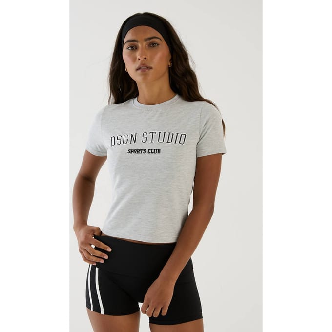 Dames Dsgn Studio Applique Geborduurd Baby T-shirt | Asgrijs | Maat: Small