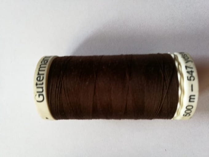 Universeel Naaigaren Polyester 500m - Sterk, Scheurbestendig voor Naaimachine en Handwerk