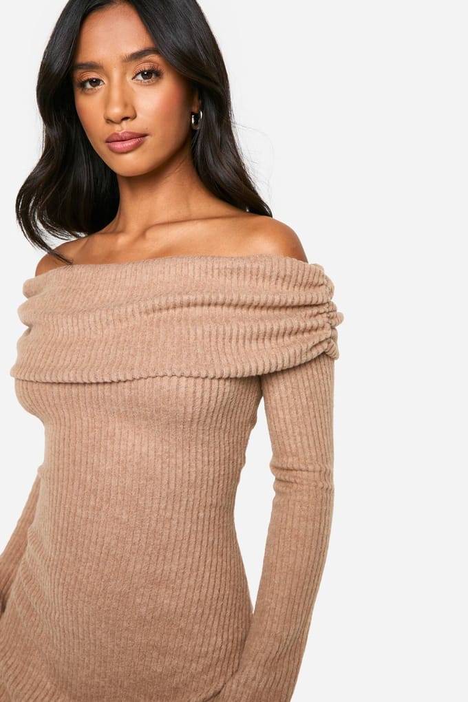 boohoo Dames Petite Geborstelde Rib Foldover Bardot Mini-jurk | Camel | Maat: 8