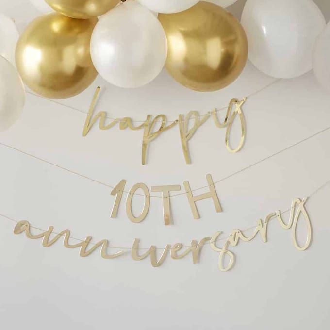 Happy Anniversary Goud Customisable