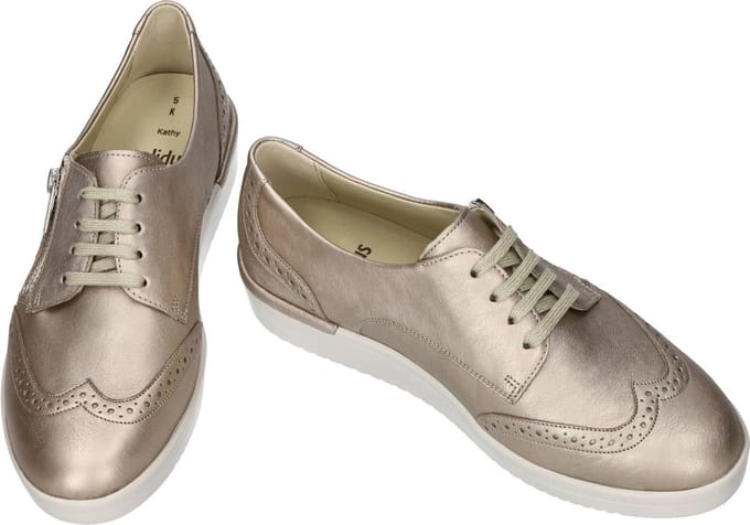 Solidus -Dames - goud - lage gesloten schoenen - maat 38.5