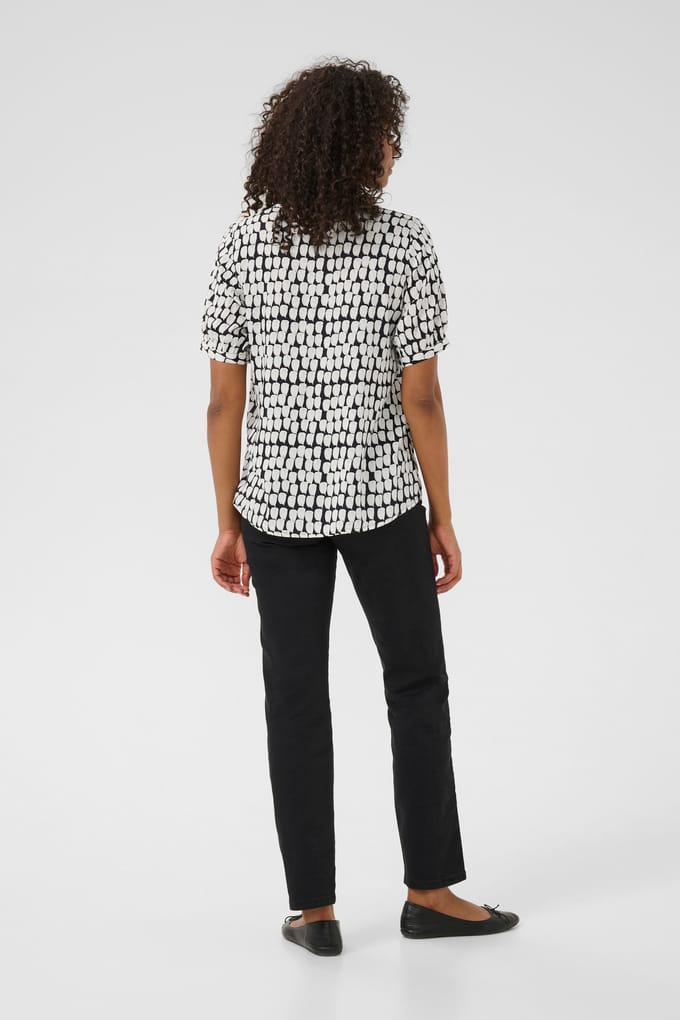 Blouse met korte mouwen Regular fit Black_Sand Graphic Dot black multi