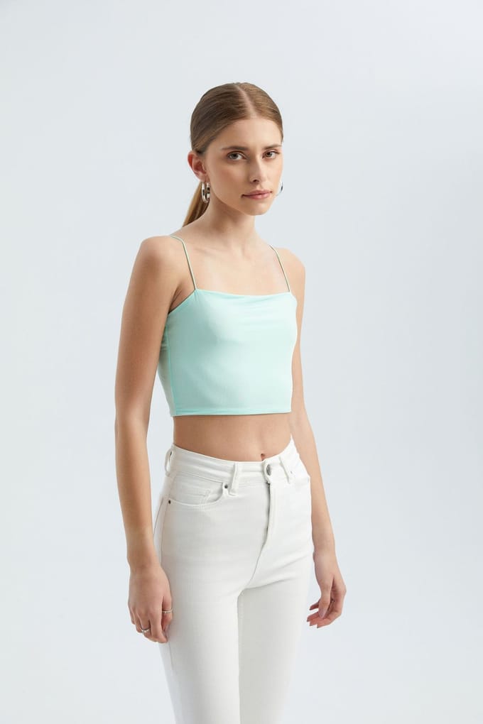 Basis Cropped Tanktop