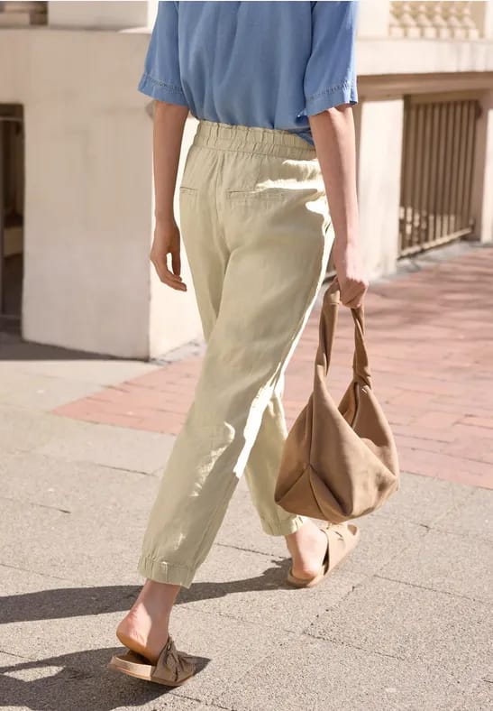 Slim Legs broek in een Loose Fit van linnen