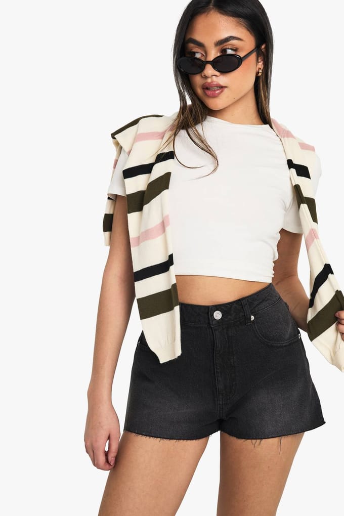 boohoo Dames Denim Mini Short | Washed Black | Maat: 34