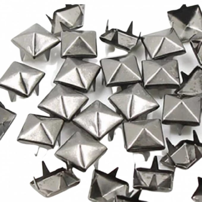 80 Kleding Studs-Spike-Vierkant-10 mm Gun Black - Charme Bijoux