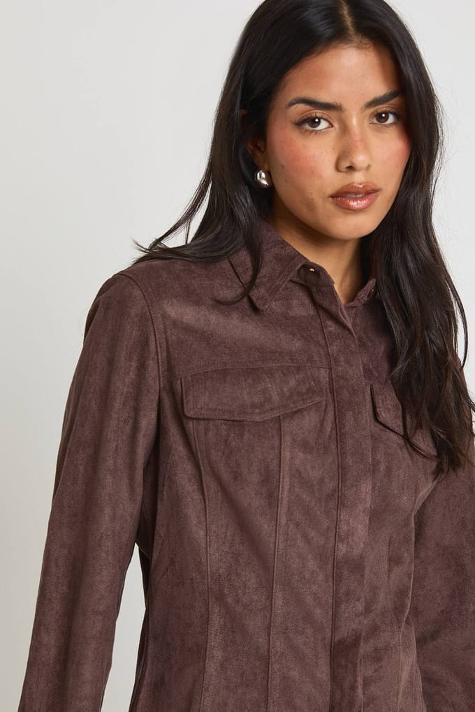 boohoo Dames Nep Suede Shirt met Tailleband | Chocolate | Maat: 12