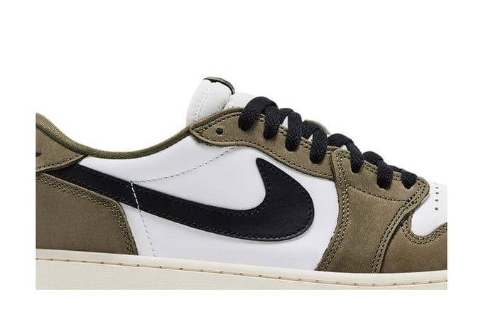 Jordan 1 Retro Low OG Medium Olive 48.5 white