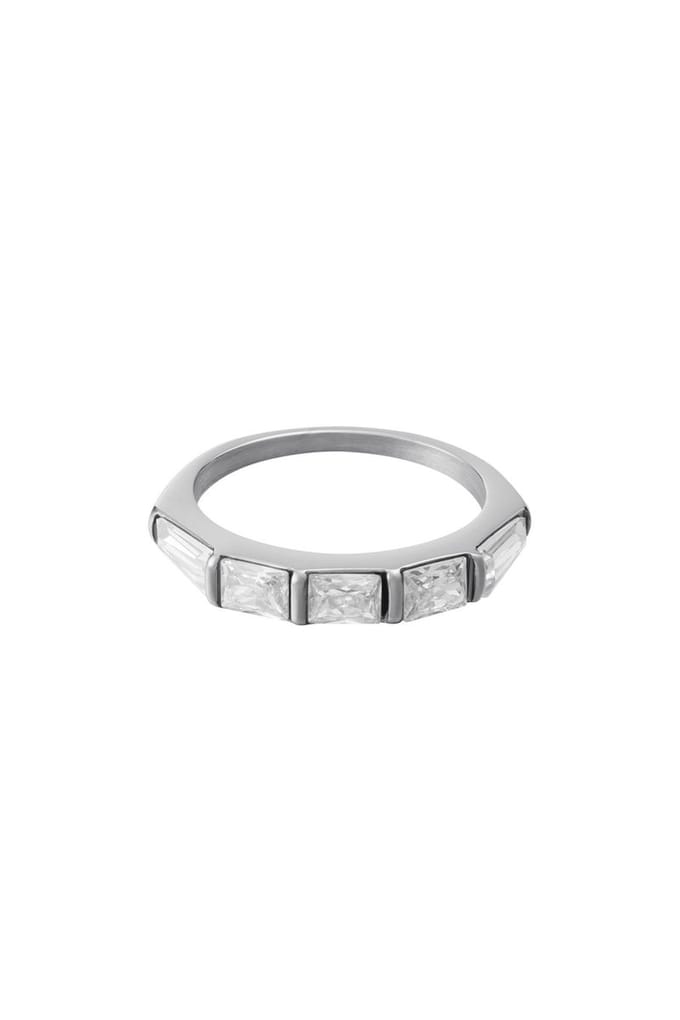 Ring - met vierkante maat 16