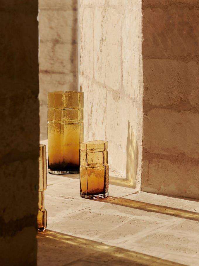 Ferm Living Muro vaas - recycled amber - H 38 cm