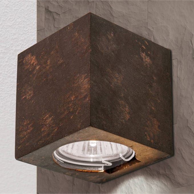 ORION Wandlamp Cube, roestbruin, hoogte 7,5 cm, keramiek