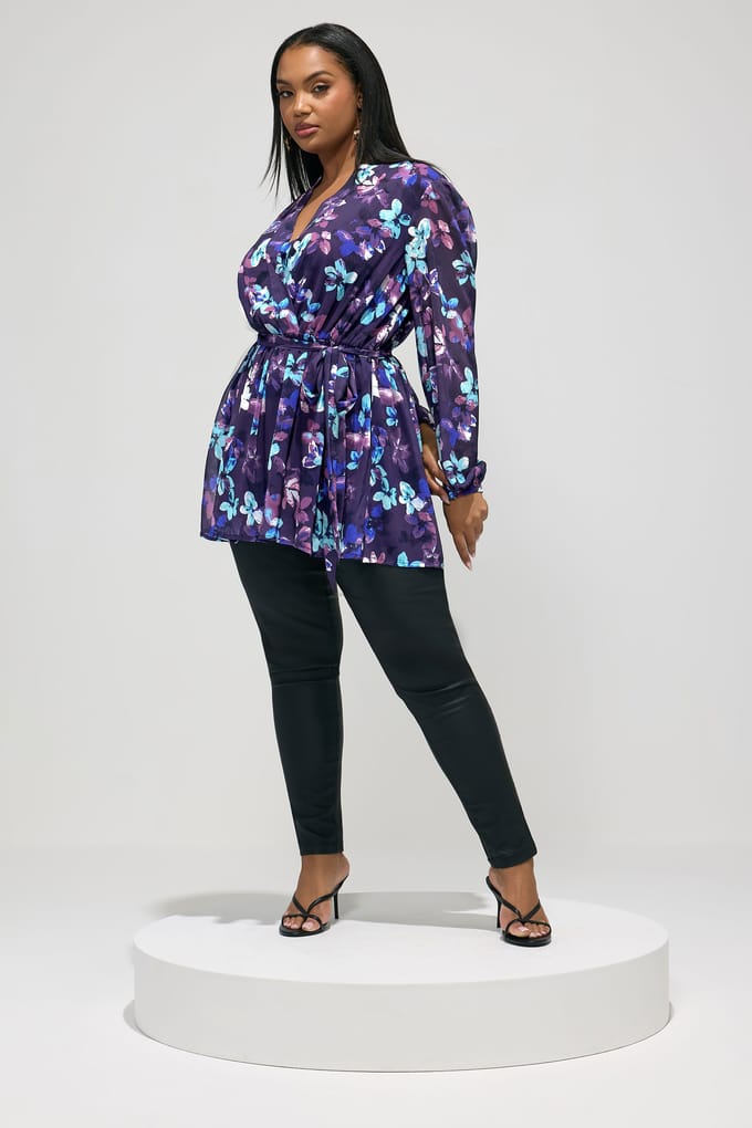 Yours London Blauwe Wikkeltop Met Bloemenprint Size 52