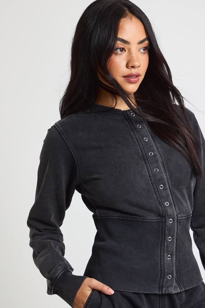 boohoo Dames Gewassen Diepe Zoom Drukknoop Bomber Sweatshirt Trainingspak | Zwart | Maat: Medium