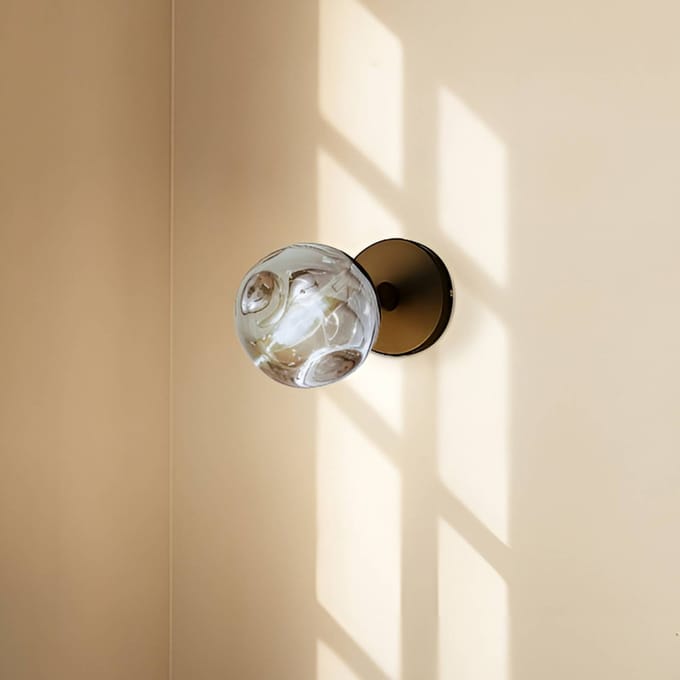 Lindby wandlamp Valentina, grijs/zwart, glas, Ø 10 cm