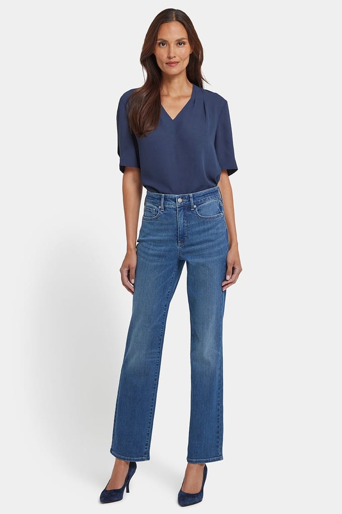 Marilyn Straight Jeans in Tall
