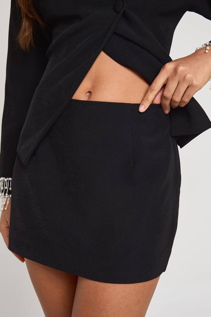 boohoo Dames Op maat gemaakte A-lijn mini-rok | Black | Maat: 16
