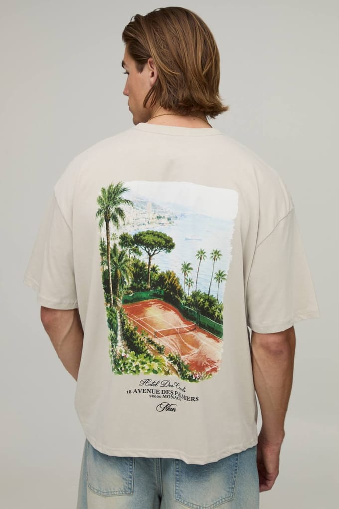 Oversized Boxy Heren Script Tennisbaan Print T-shirt | Stone | Size Small