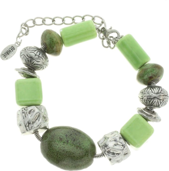 Behave - armband met groene kralen - handgemaakte stijl voor boho looks