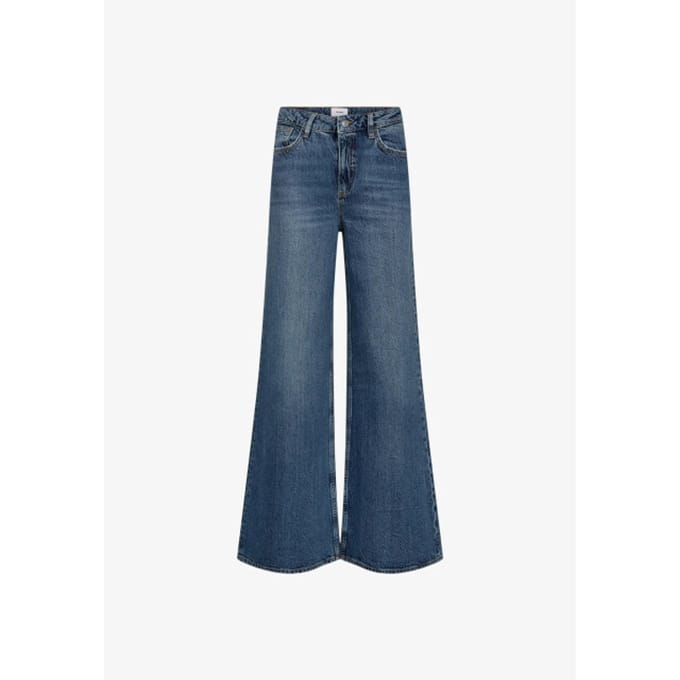 Flared/Bootcut Nümph NUMPH Nupisa HR Wide Jeans 706673 medium blue denim