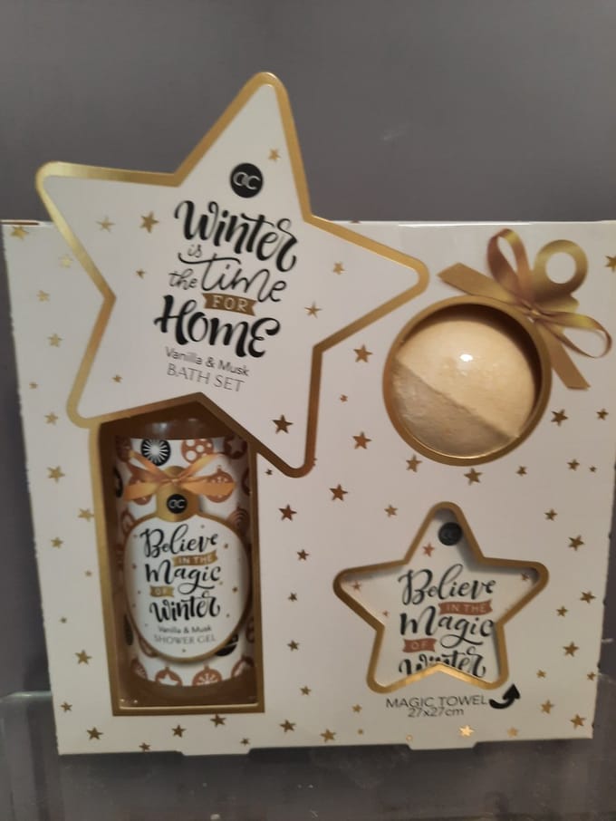 Winter Magic Bath Set - Bath Care Set With Towel