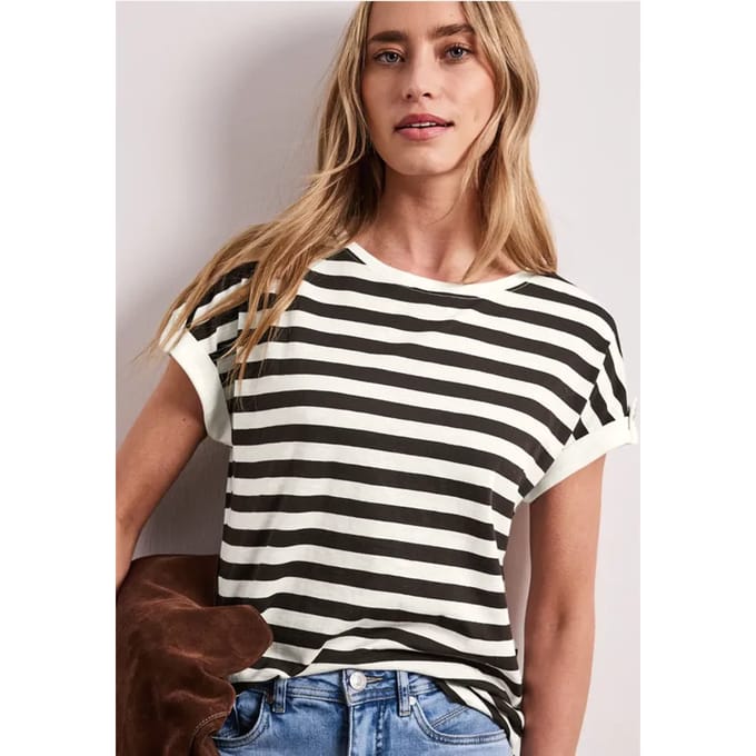 Shirt met ronde hals en knoopdetail