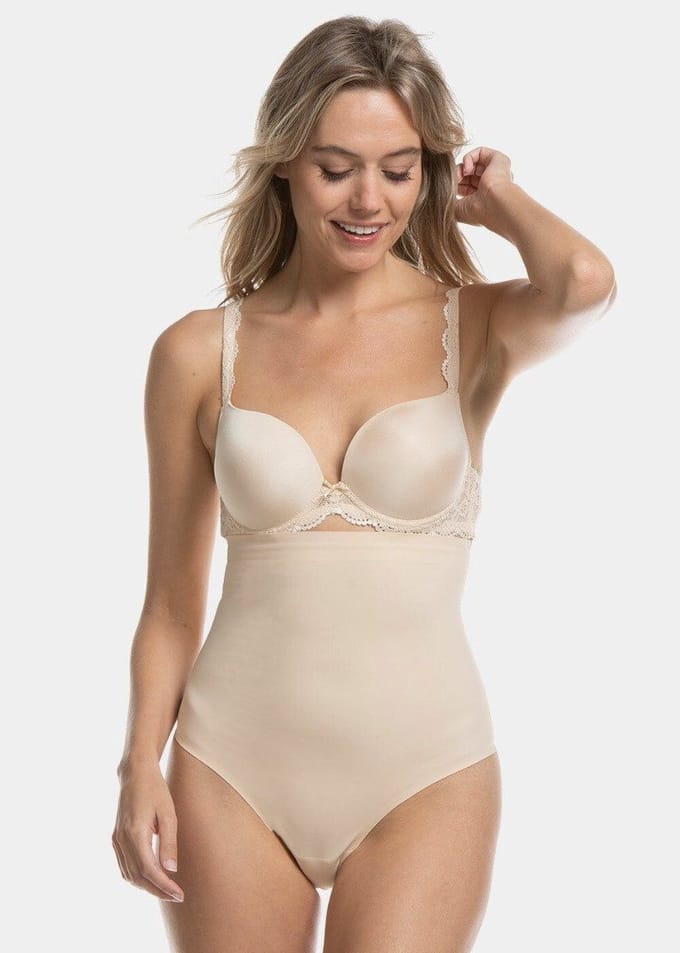 MAGIC Bodyfashion - Maxi Sexy High Thong - Latte - L