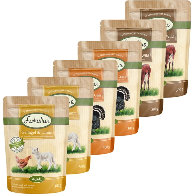 48x300g Maaltijdzakjes Mix: 4 x 1 & 4 x 2 Lukullus Hondenvoer
