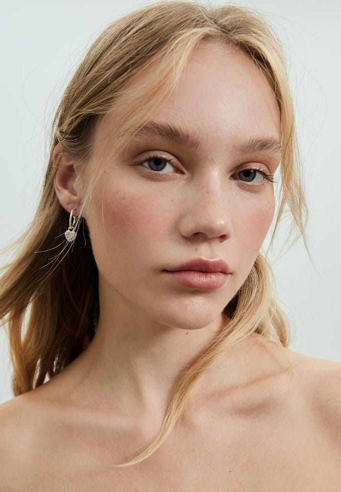 Stradivarius Set van 9 hartvormige oorbellen en ringen  Grijs OS