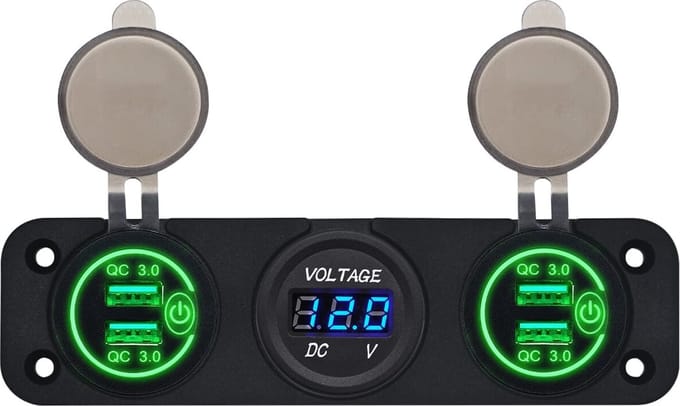 ProRide 12V USB Autolader 4 Poorten - QC3.0 - P12526 - Drievoudig inbouw met Voltmeter