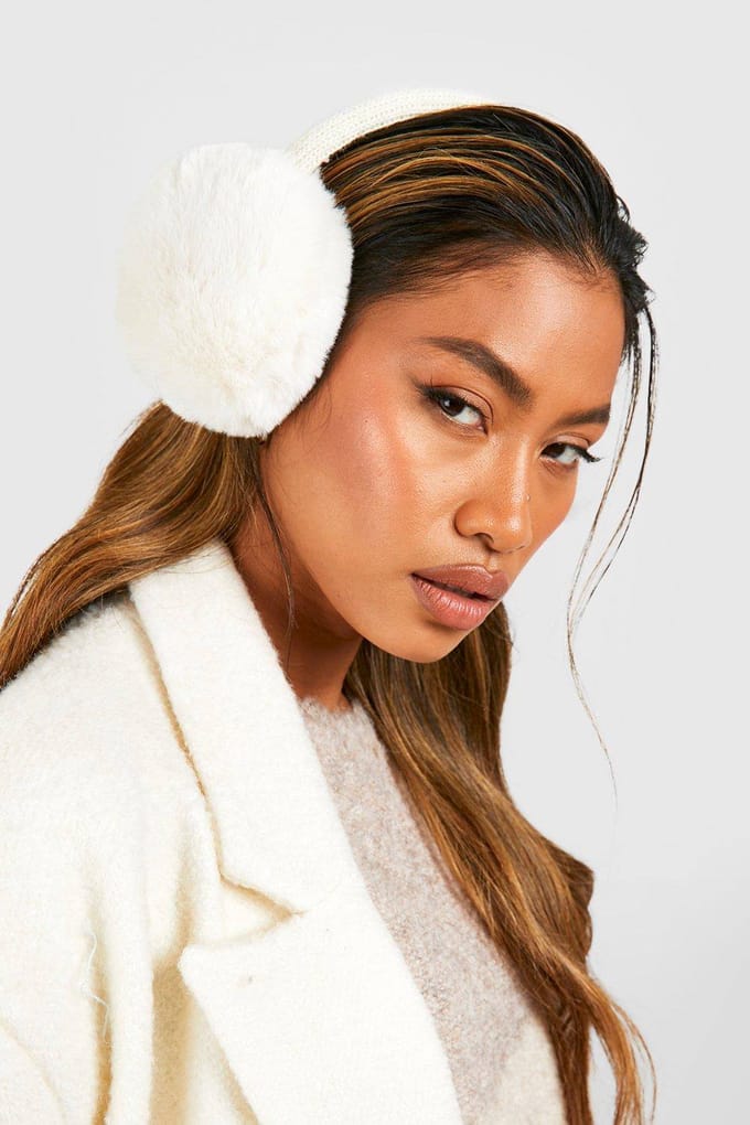 boohoo Dames Fluffy Oorwarmer | Cream