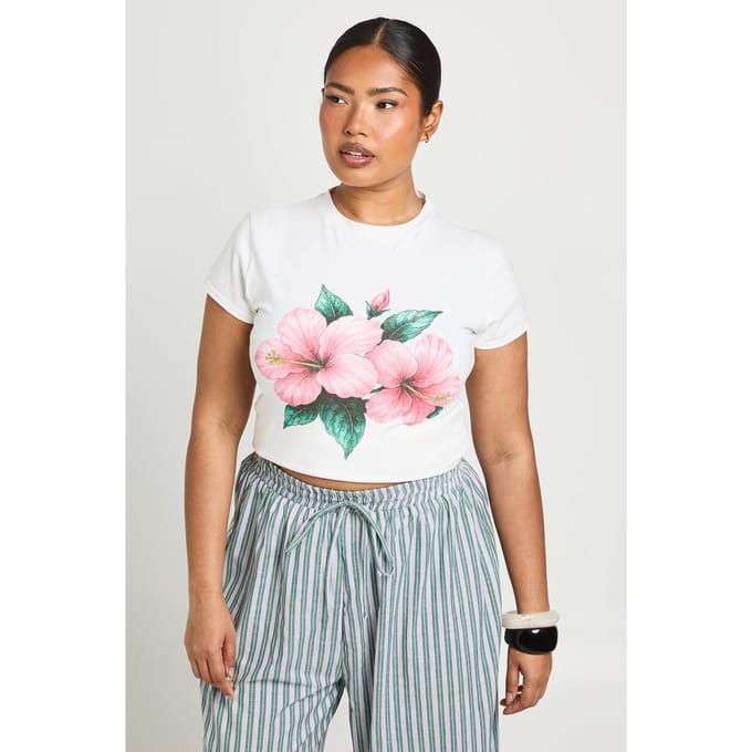boohoo Dames Plus Baby Tee Met Bloemenprint | Wit | Maat: 50