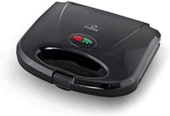 Titanium Sandwichmaker 700W Zwart Metaal Voor Krokante Broodjes