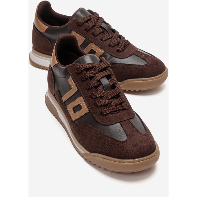 Arvon Sneaker