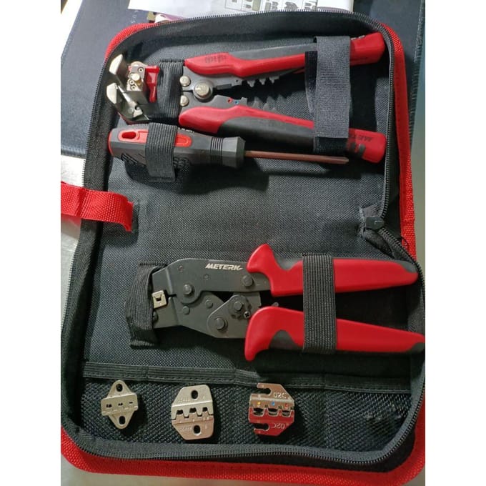 METERK Professionele 4-in-1 draadkrimpers Engineering Ratelterminal Krimptang Schoenveter 1000g rood