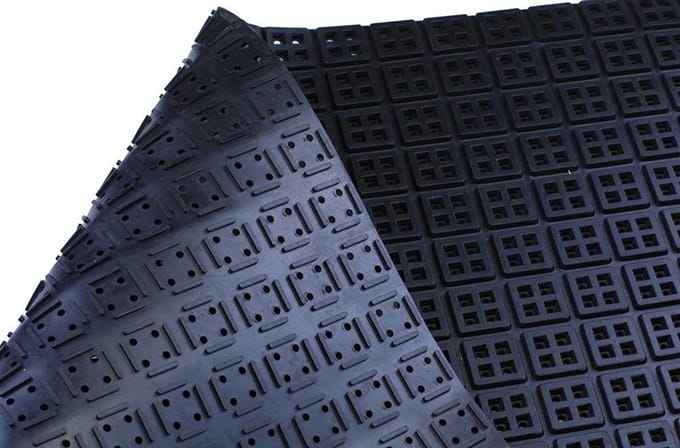 Rubbermat vierkant motief - 150x200 cm - 10 mm
