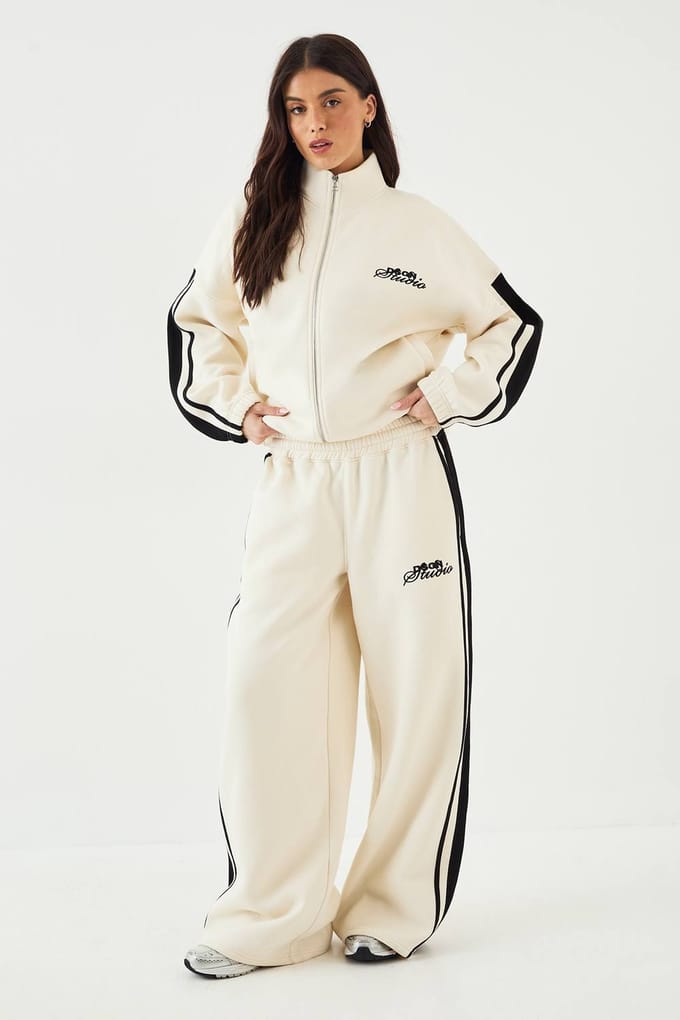 Dames DSGN Studio Oversized Bomber Sweatshirt met Zijstreep en Col | Cream | Maat: XL