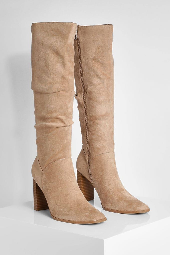 boohoo Dames Faux Suede Ruched Block Heel Knee High Boot | Taupe | Maat: 40