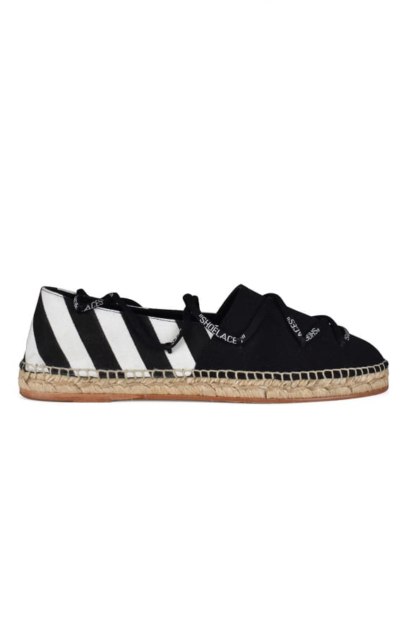 Gebroken witte espadrilles zwart