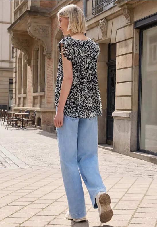 Chiffon bloes met gespleten hals