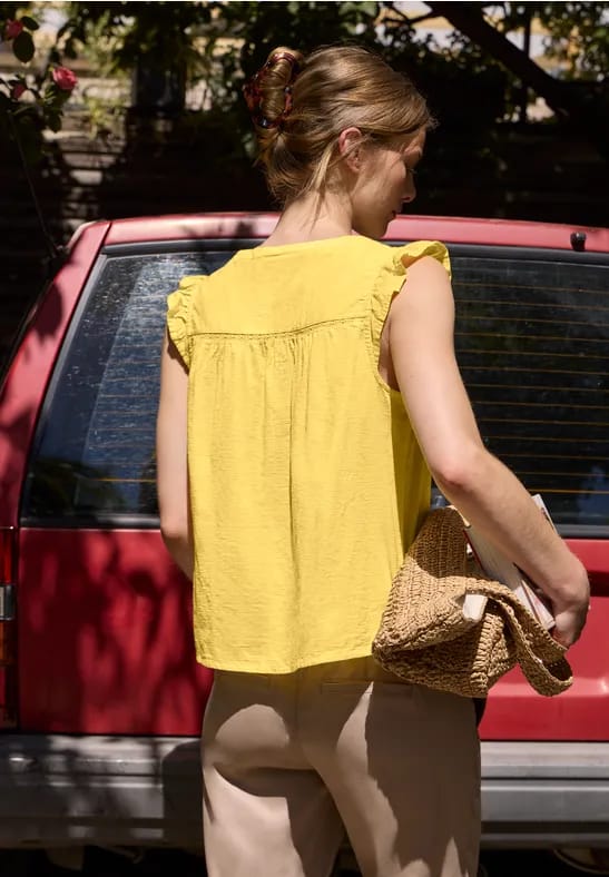 Blouseshirt met gespleten hals en tapedetails