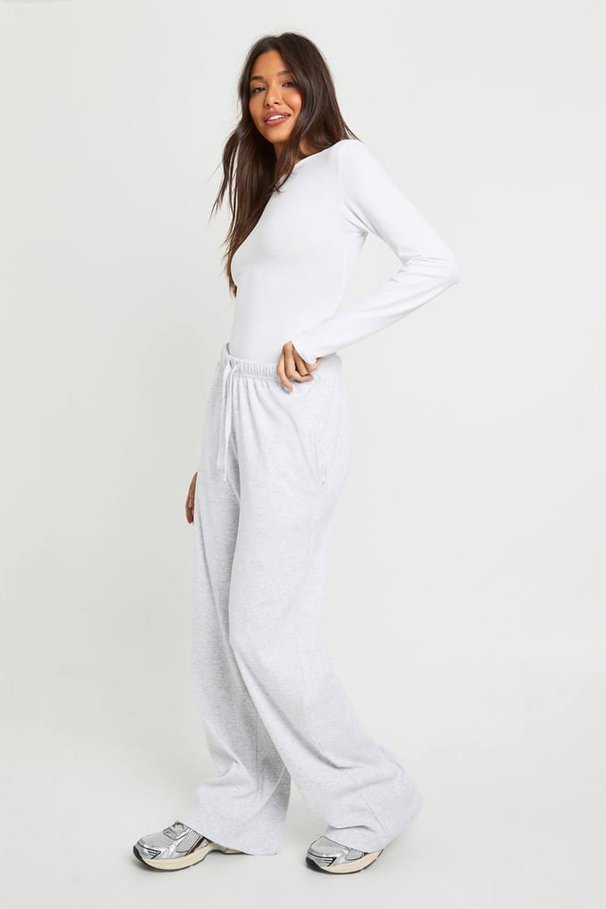 boohoo Dames Geribbelde Broek met Wijde Pijpen | Asgrijs | Maat: 34