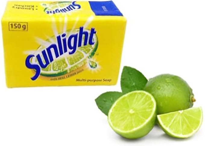 Sunlight - Multi-Purpose zeep met echte Citroensap - Huishoud Zeep - voor de Was en Keuken - 150 g