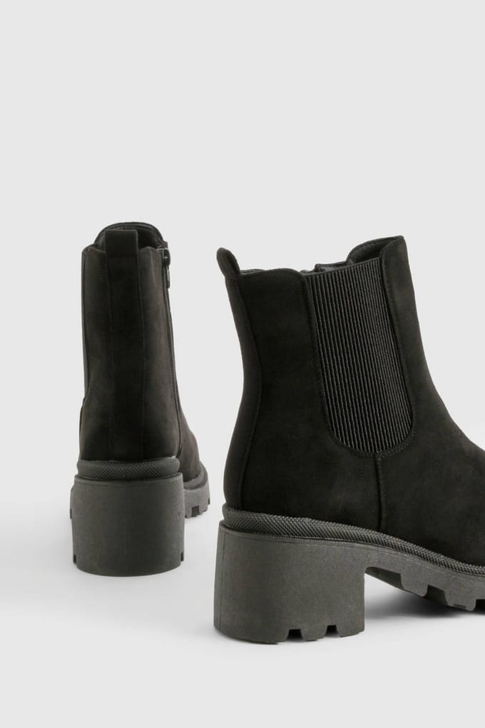 boohoo Dames Wide Fit Nep Suede Low Block Chelsea Boots | Black | Maat: 4