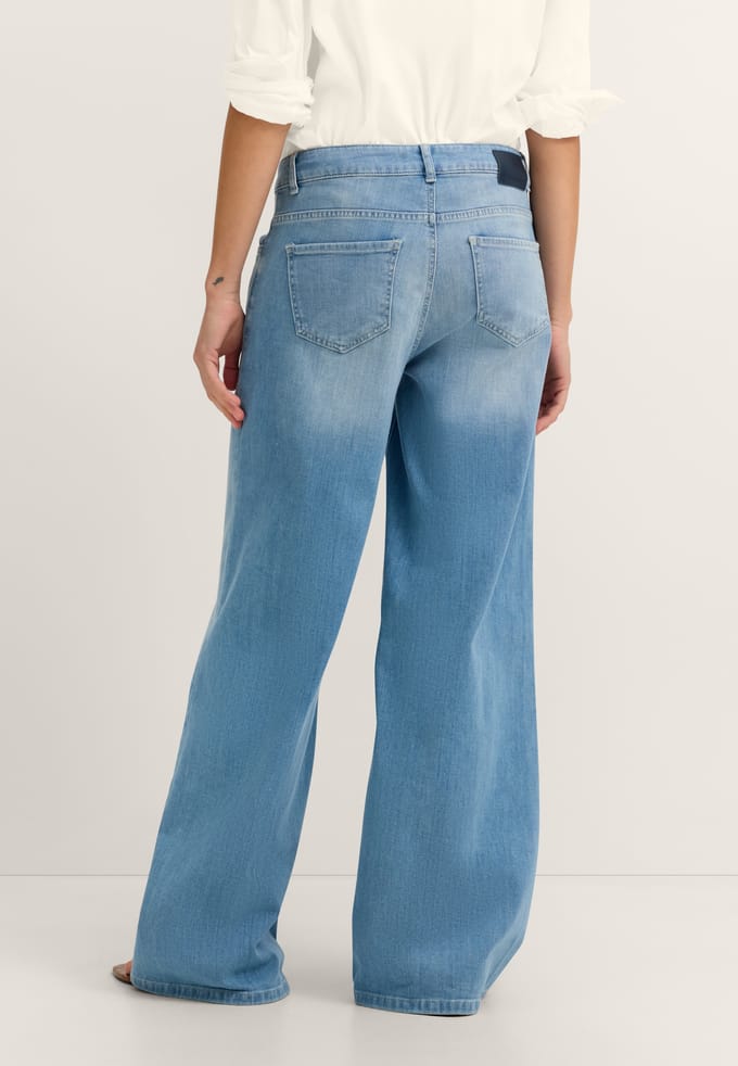 Bugatti Damen Jeans met moderne pasvorm, 5 zakken, licht uitlopend