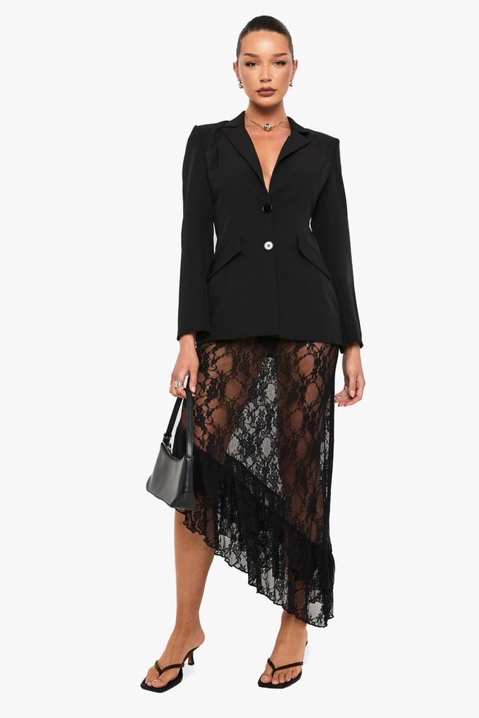 boohoo Dames Blazer met schoudervulling en open rug | Zwart | Maat: 40