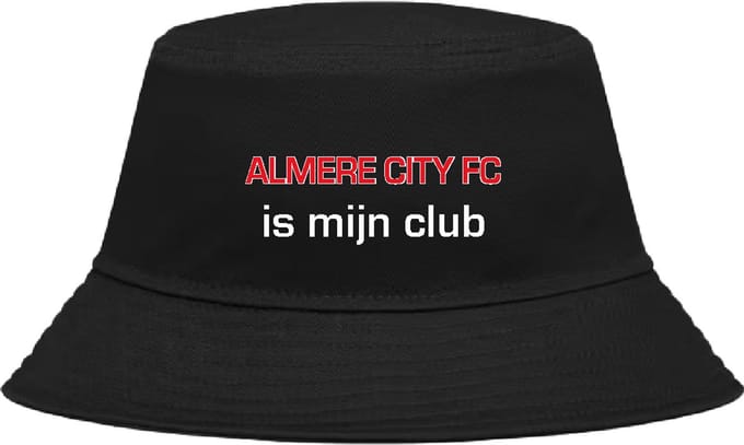 Buckethoed met tekst: Almere City is mijn club.